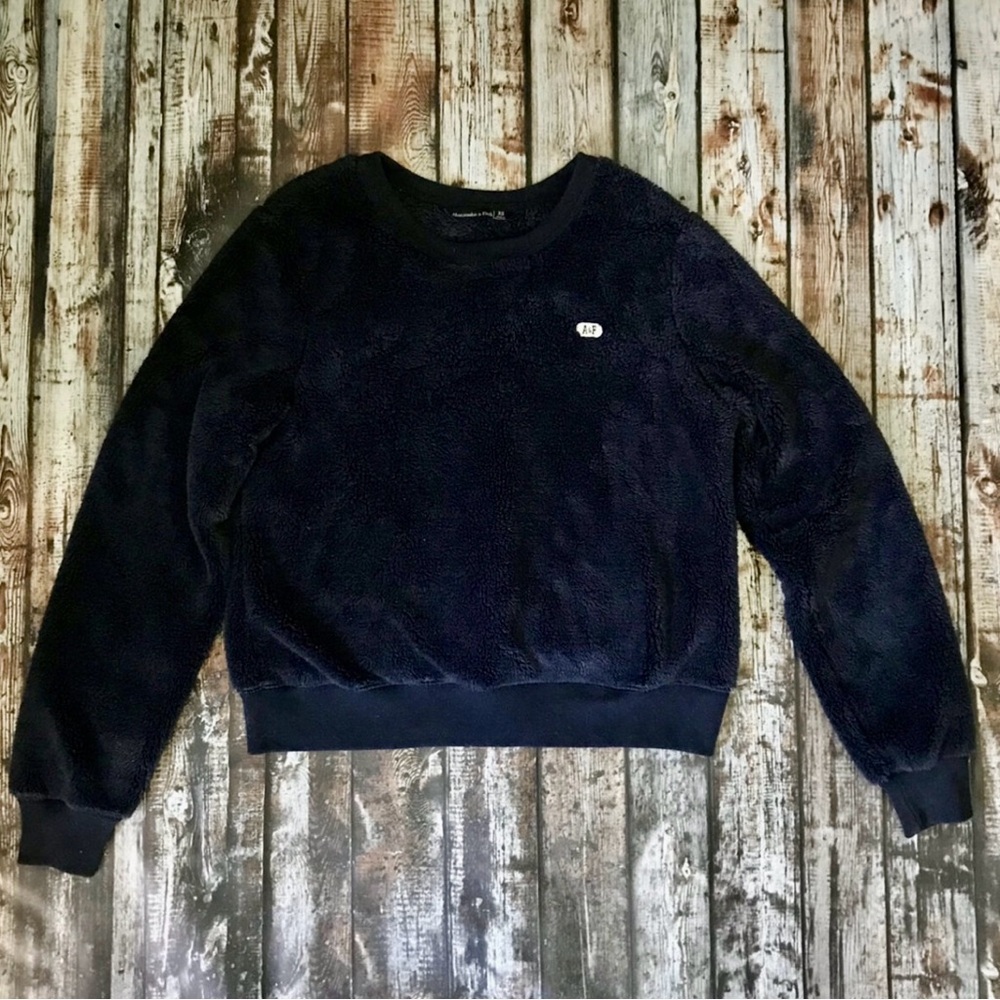 Abercrombie & Fitch Women's Navy Blue Plush Fuzzy
Sweatshirt